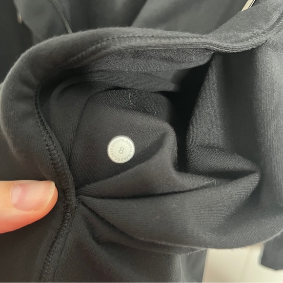 Lululemon Coast Easy Wrap Modal French Terry Black Style W4AUGS Size 8 - Picture 9 of 9